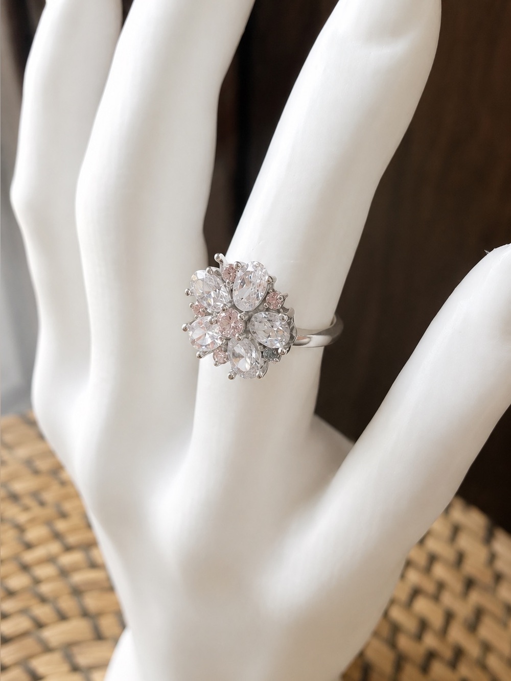 Classic Sterling Silver 925 CZ Floral Cluster Cocktail Ring Size 6.5
